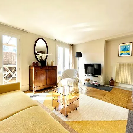 Appart Cosy 4 Pers Avec Terrasse Vue Sur Les Toits *